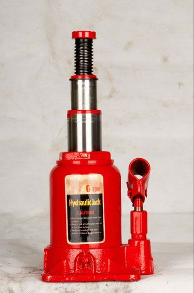 6 Ton Two-Stage Hydraulic Bottle Jack T02006 – main view