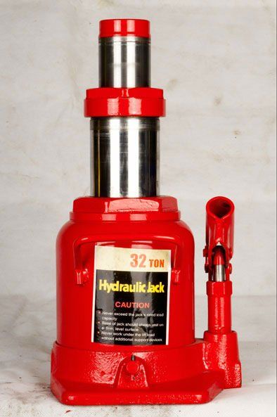32 Ton Two-Stage Hydraulic Bottle Jack T02032 – main view